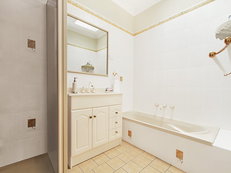 71 Robsons Road, Keiraville NSW 2500