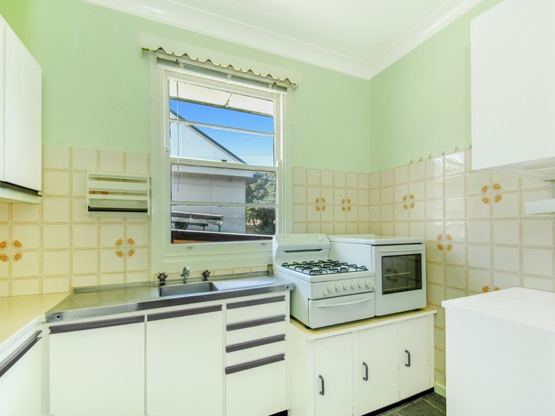 45 Rose Parade, Unanderra NSW 2526