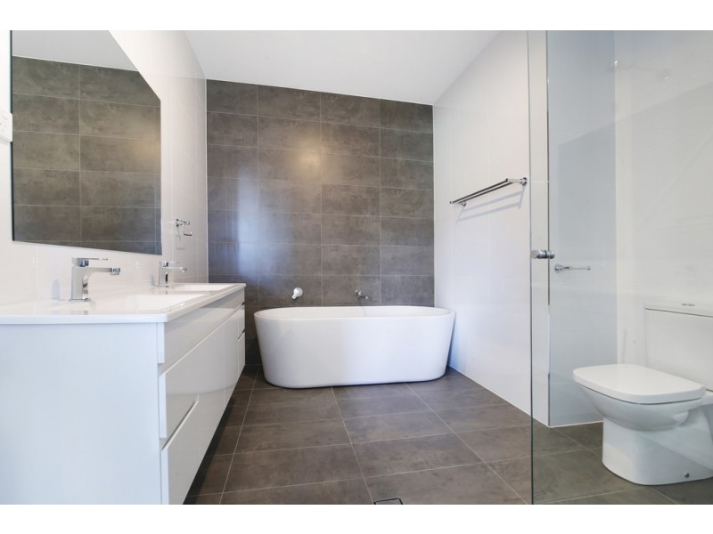 265A Reddall Parade, Mount Warrigal NSW 2528