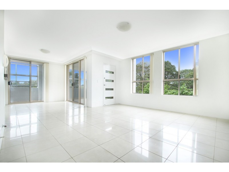 12/5-7 Princes Highway, Figtree NSW 2525