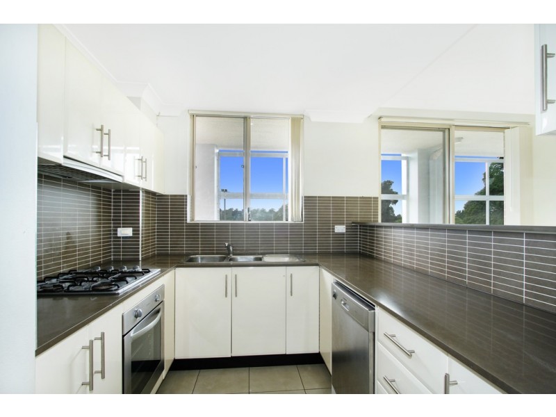 12/5-7 Princes Highway, Figtree NSW 2525