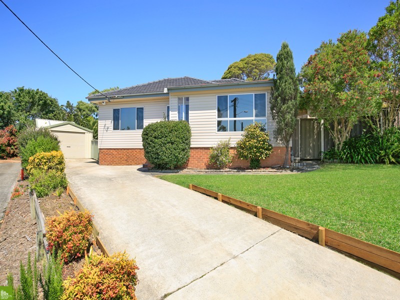 3 Leigh Crescent, Unanderra NSW 2526