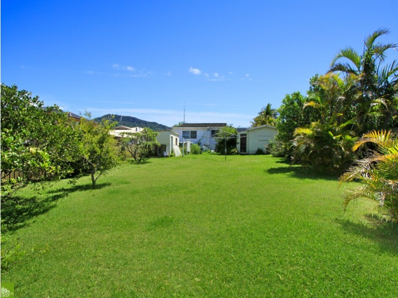 39 Russell Street, Balgownie NSW 2519