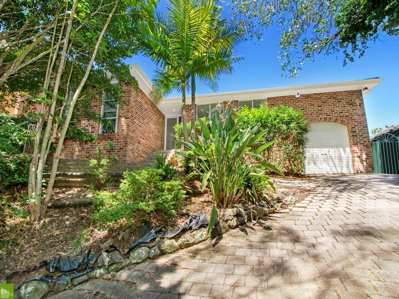 27 Poplar Avenue, Unanderra NSW 2526