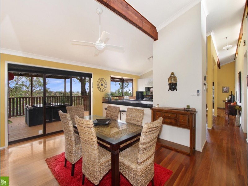 29 Plumwood Crescent, Cordeaux Heights NSW 2526