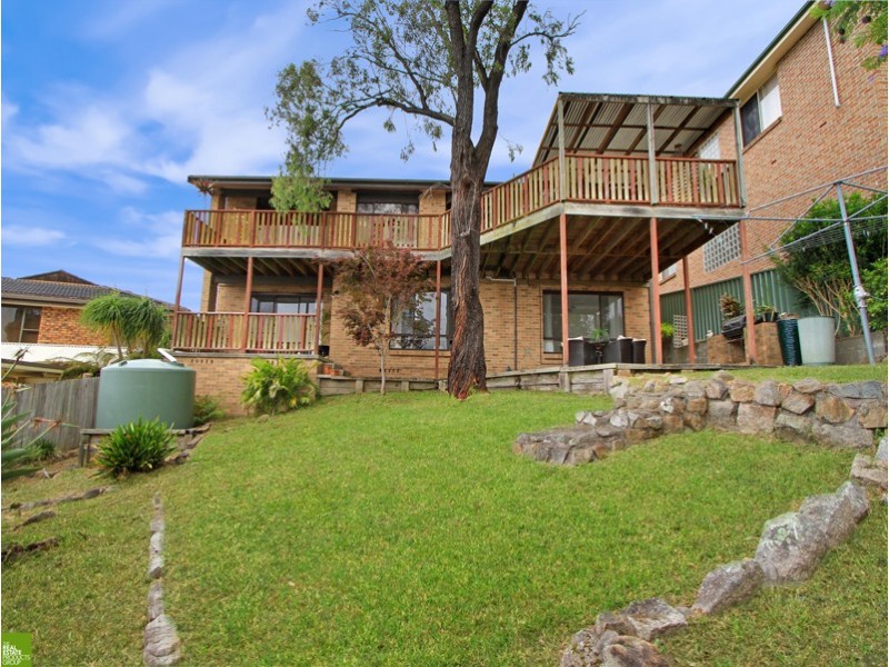 29 Plumwood Crescent, Cordeaux Heights NSW 2526