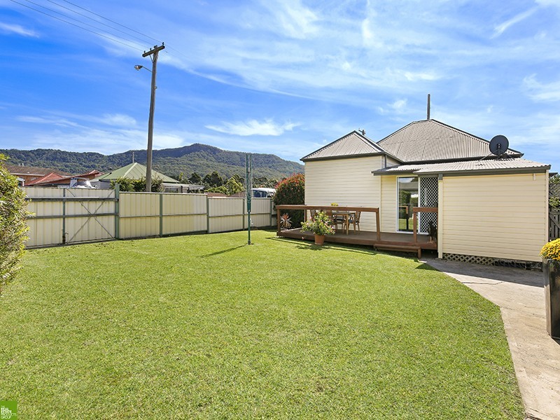 19 Caldwell Avenue, Tarrawanna NSW 2518