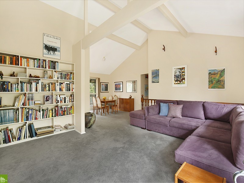 73 Stanley Avenue, Farmborough Heights NSW 2526