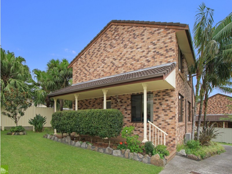 1/47 Russell Street, Balgownie NSW 2519