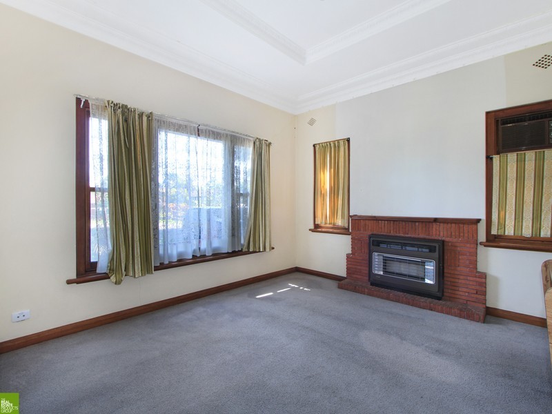 4 Hillview Avenue, Gwynneville NSW 2500