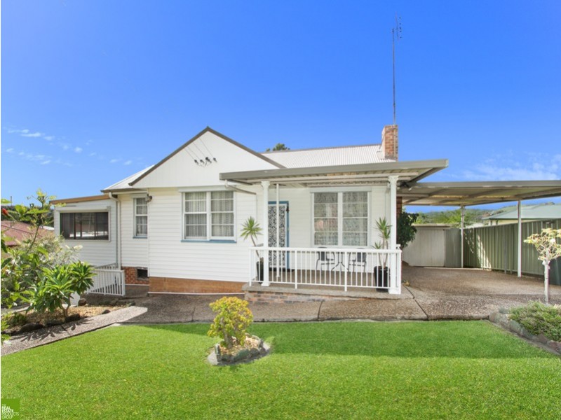 41 Graham Street, Unanderra NSW 2526