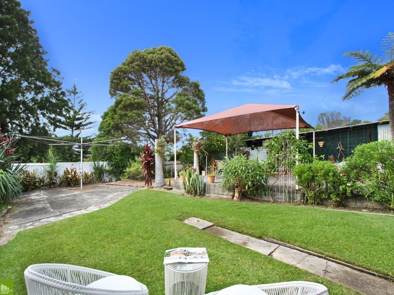 41 Graham Street, Unanderra NSW 2526