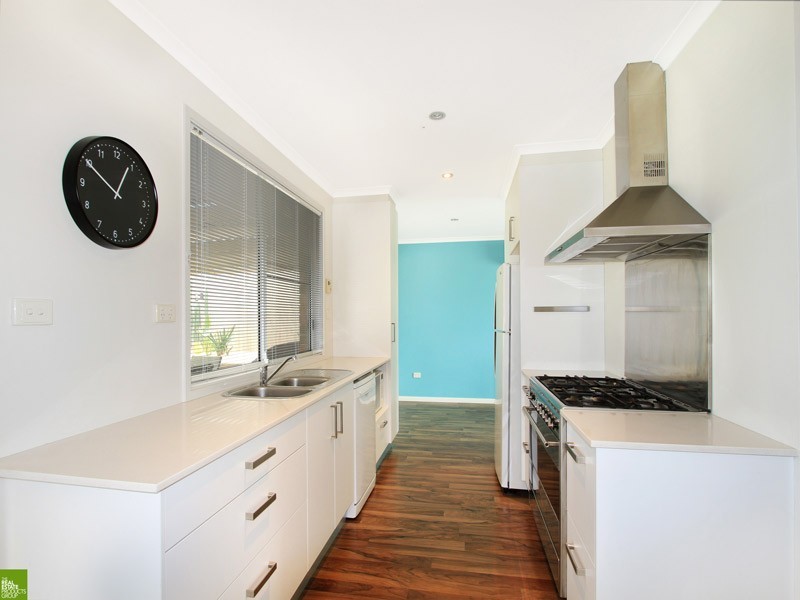 7 Tully Crescent, Albion Park NSW 2527