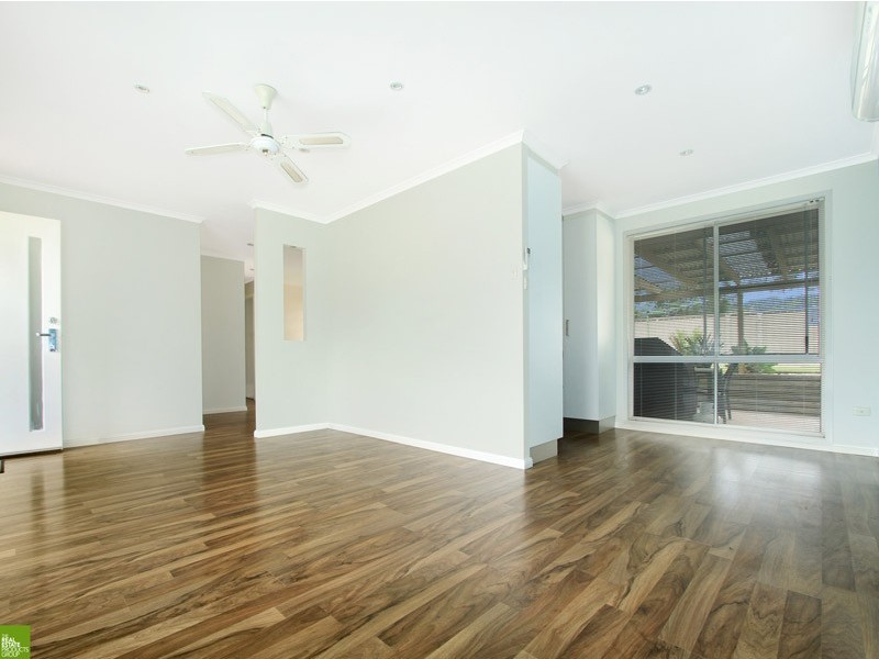 7 Tully Crescent, Albion Park NSW 2527