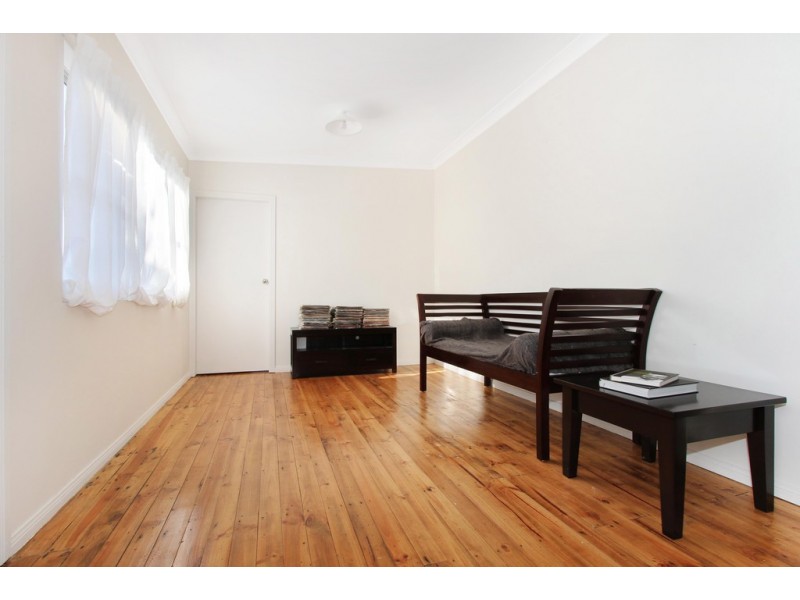 9 Jemima Street, Unanderra NSW 2526