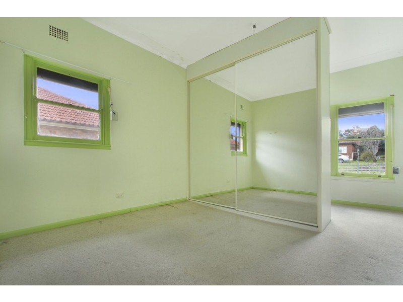 45 Stuart Road, Warrawong NSW 2502