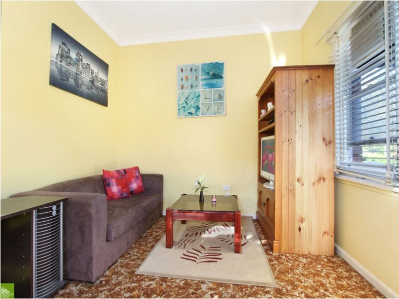 1/14 Lang Street, Balgownie NSW 2519