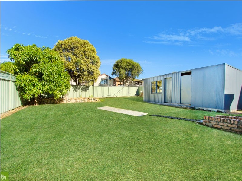 47 Edmund Avenue, Figtree NSW 2525