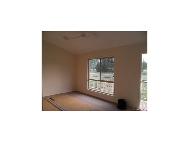 14 Dawes Street, Nagoorin QLD 4680