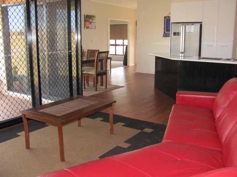 2 Greenhills Court, Calliope QLD 4680