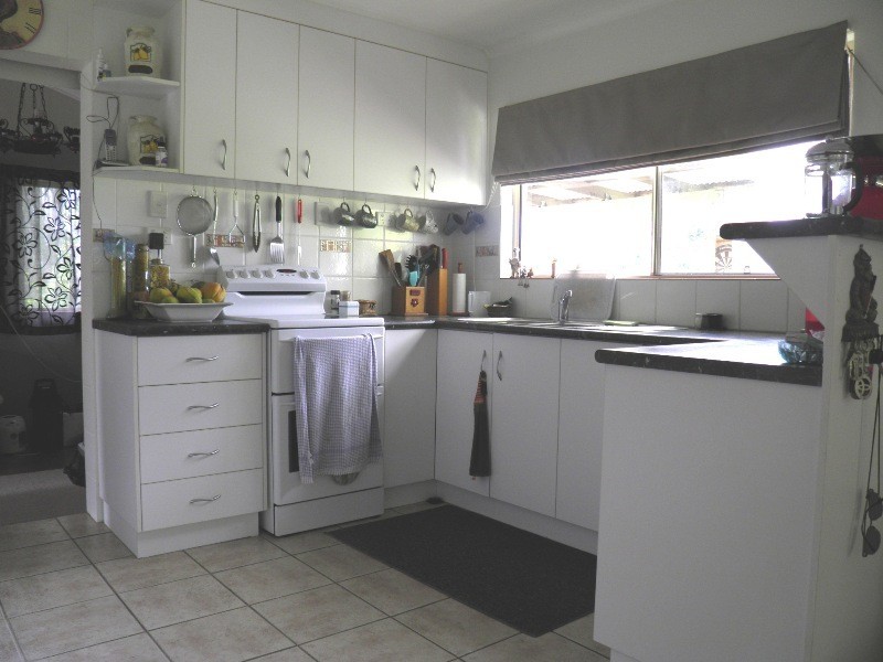 17 Milton St,, Boyne Valley QLD 4680