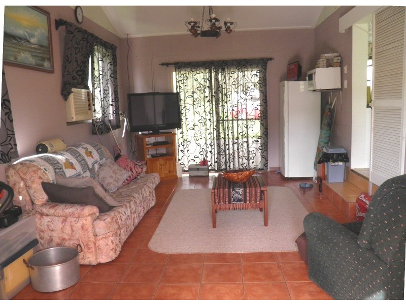 17 Milton St,, Boyne Valley QLD 4680