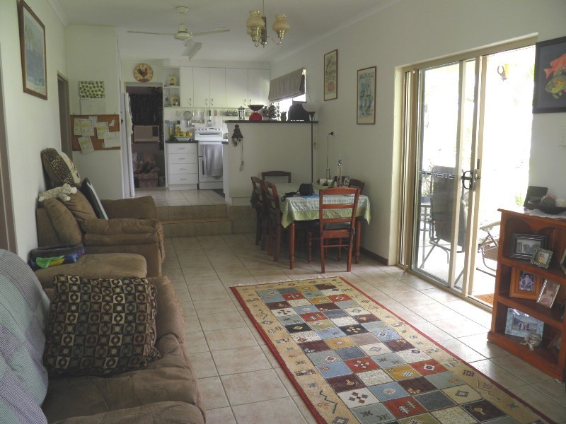 17 Milton St,, Boyne Valley QLD 4680