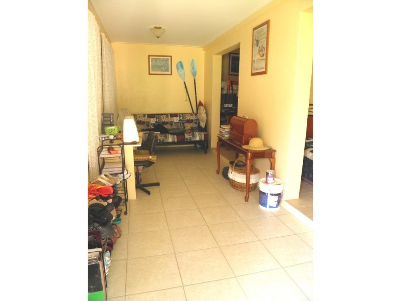 17 Milton St,, Boyne Valley QLD 4680