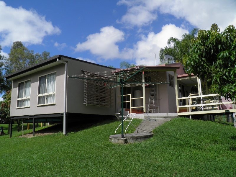 17 Milton St,, Boyne Valley QLD 4680