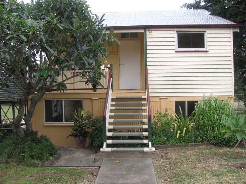 18 Langmorn Street, Raglan QLD 4697