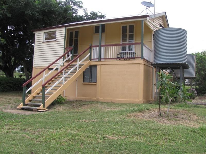 18 Langmorn Street, Raglan QLD 4697