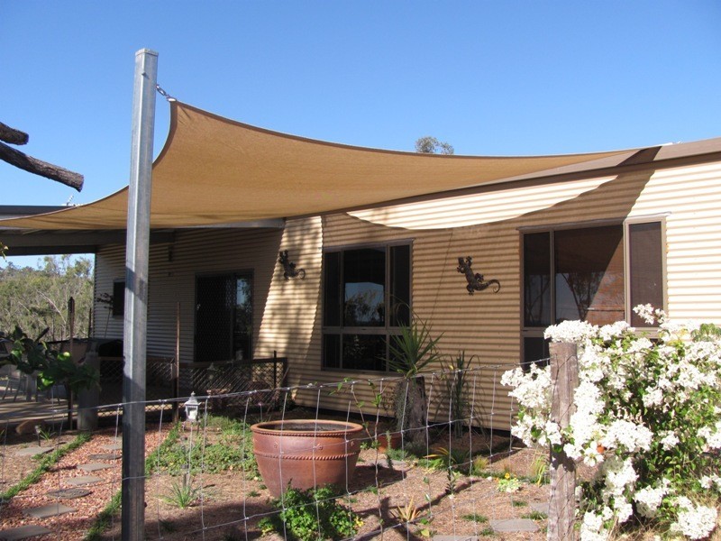 227 Gentle Annie Road,Ambrose, Mount Larcom QLD 4695