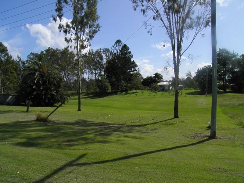 32 Dawes St, Boyne Valley QLD 4680