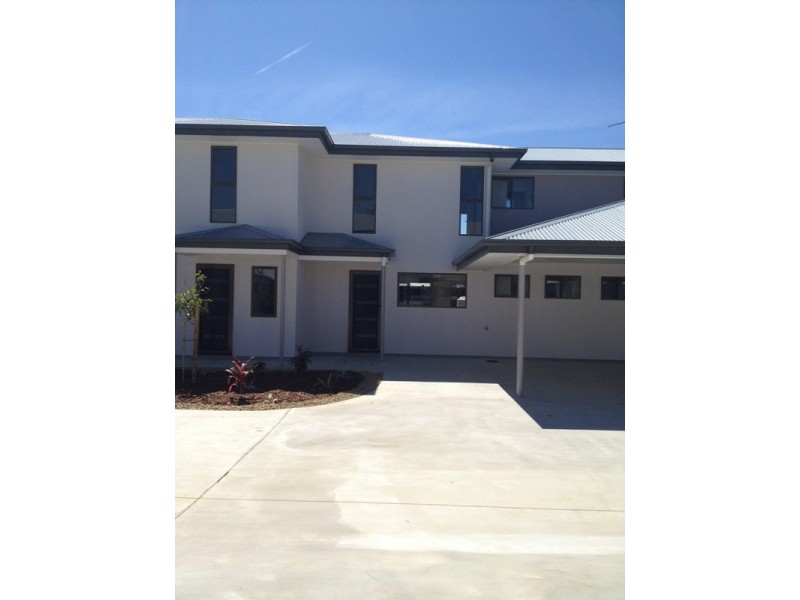 8/15 MORRIS AVENUE, Calliope QLD 4680