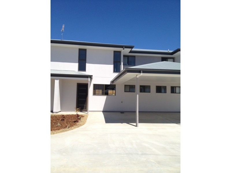 2/15 MORRIS AVENUE, Calliope QLD 4680