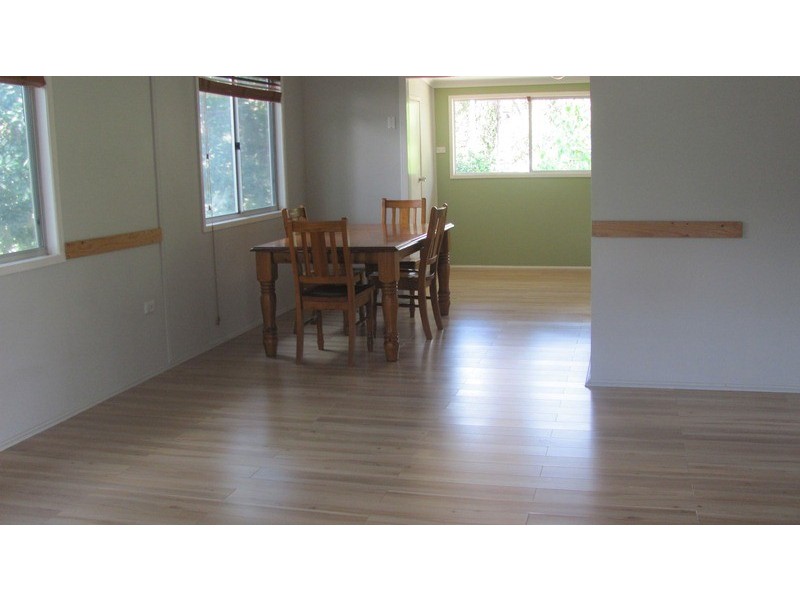 13 Clark, Clinton QLD 4680