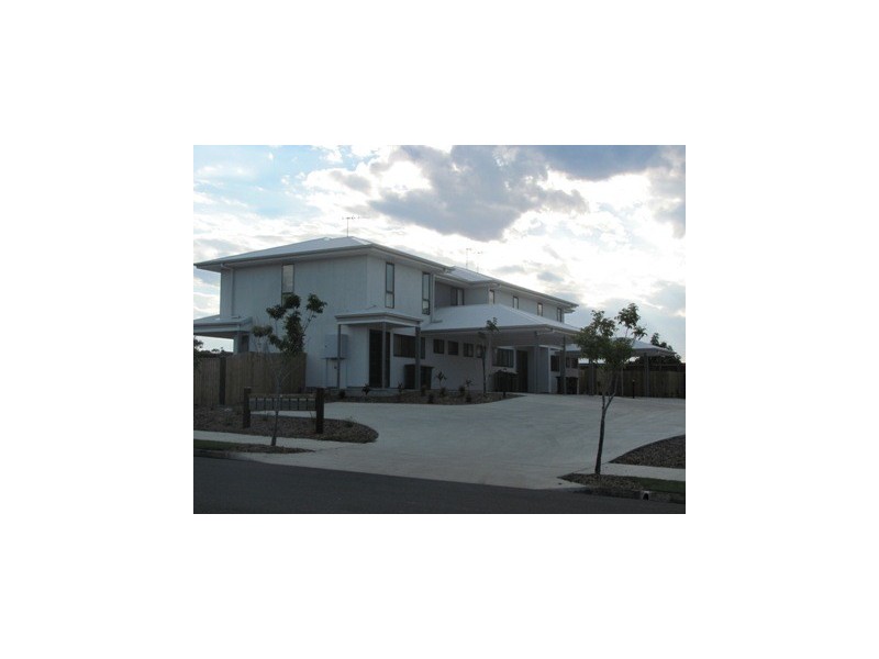 UNIT 1/13 MORRIS AVENUE, Calliope QLD 4680