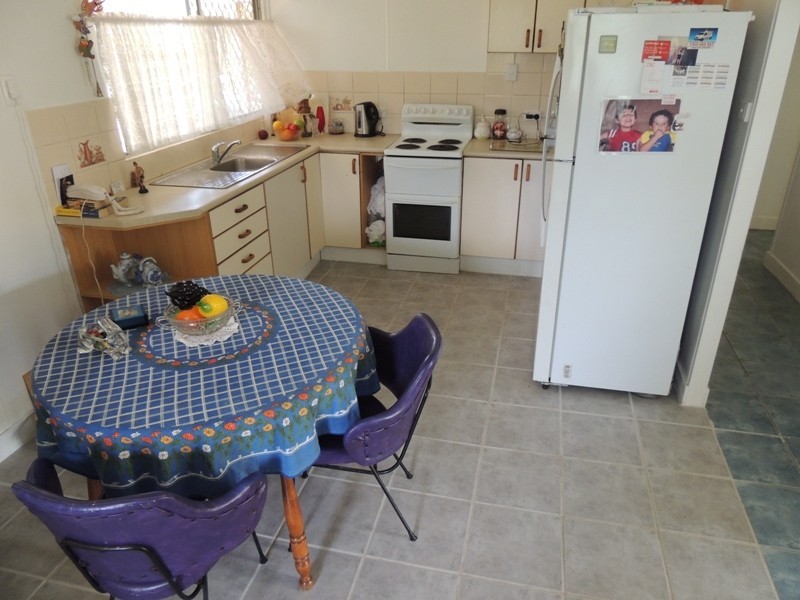 19 KATHERINE ROAD, Calliope QLD 4680