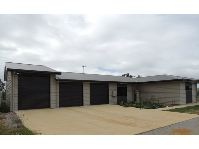 6 Greenhills Court, Calliope QLD 4680