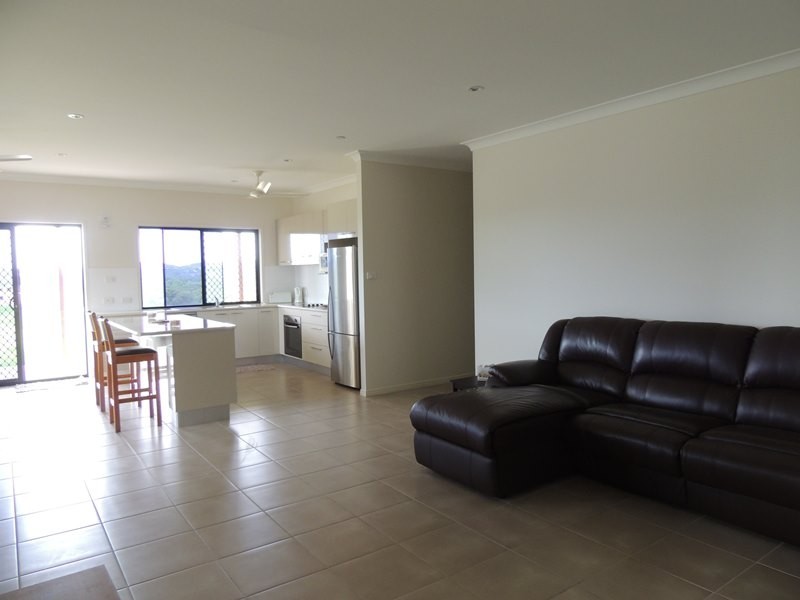 6 Greenhills Court, Calliope QLD 4680