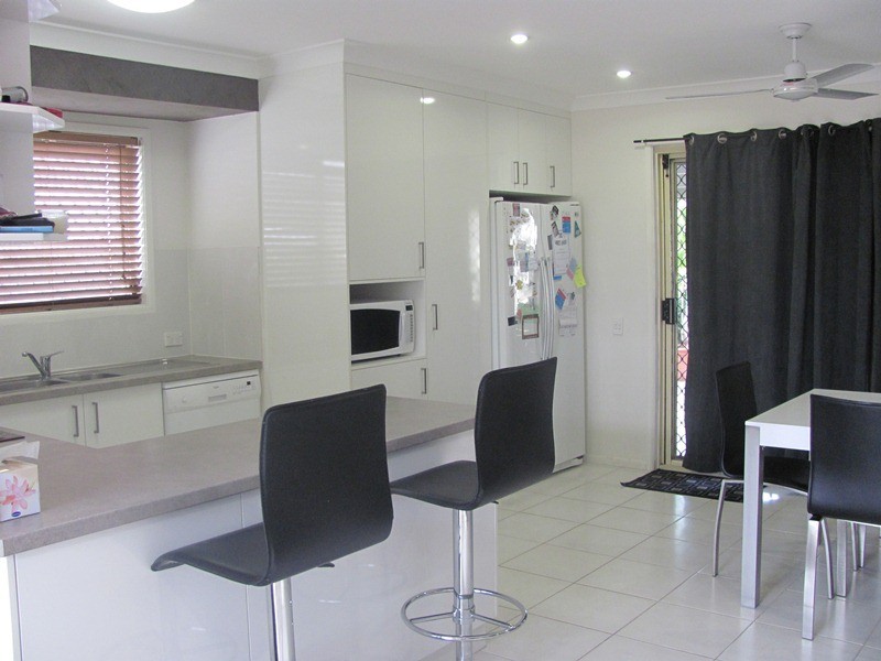 276 J Hickey Avenue, Clinton QLD 4680