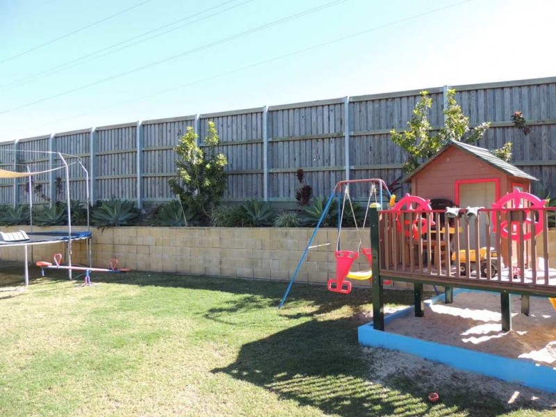 18 Central Avenue, Calliope QLD 4680