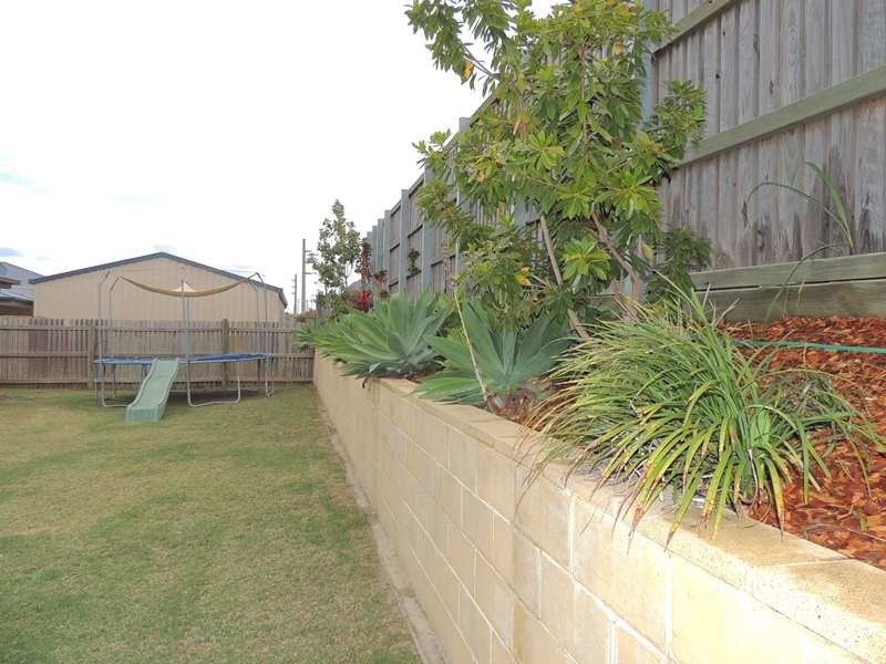18 Central Avenue, Calliope QLD 4680