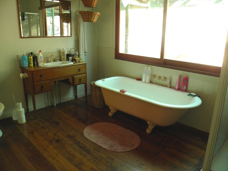 201 CHILDS ROAD, Boyne Valley QLD 4680