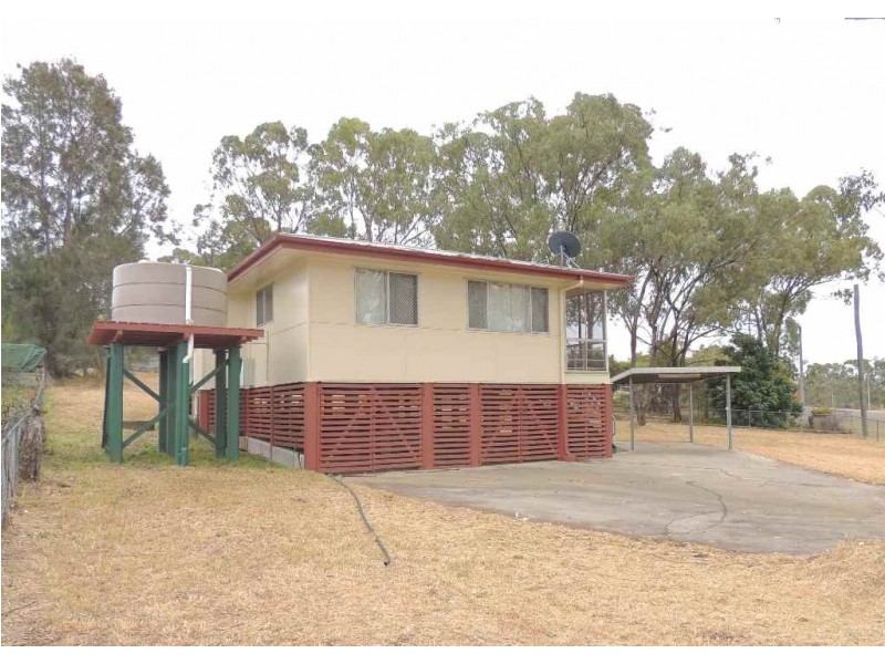5 Raglan Street, Mount Larcom QLD 4695