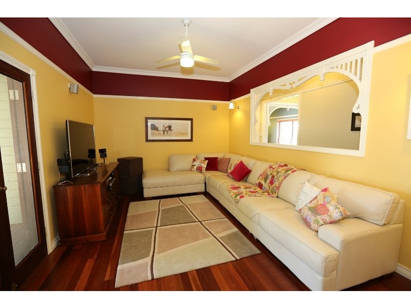 43 Alfred Street, Tannum Sands QLD 4680
