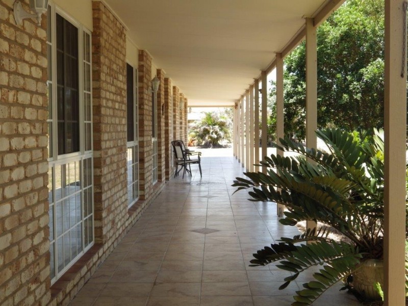 47 Koorawatha Drive, Bororen QLD 4678