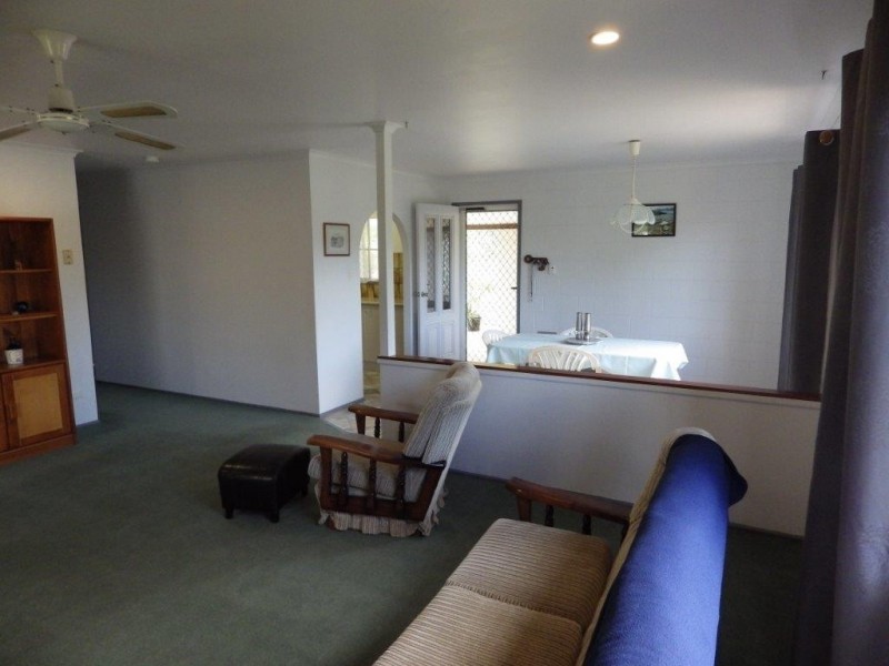 6 Jordana Court, Wurdong Heights QLD 4680