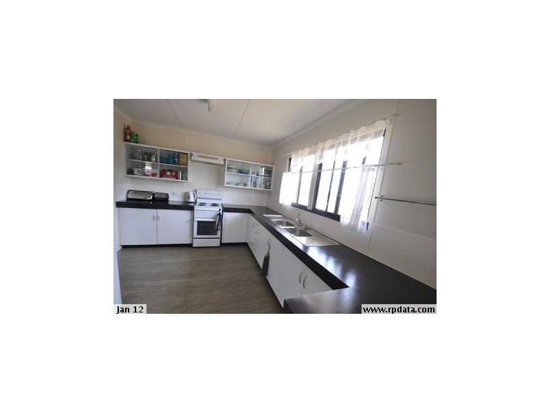 6 Drummer Street, Toolooa QLD 4680