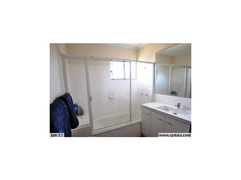 6 Drummer Street, Toolooa QLD 4680